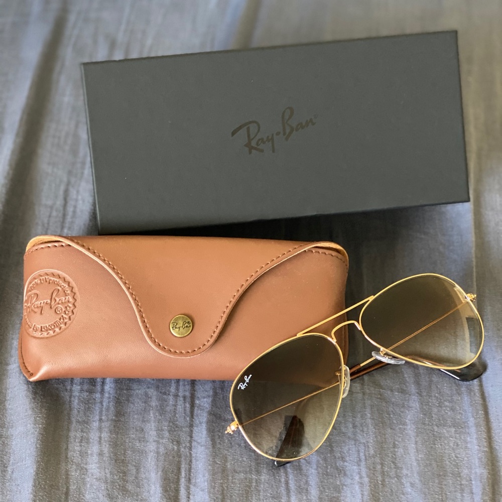 Ray-Ban classic aviators